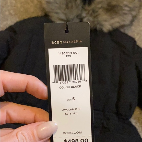 BCBG MAX AZRIA PARKA NWT - Picture 2 of 6